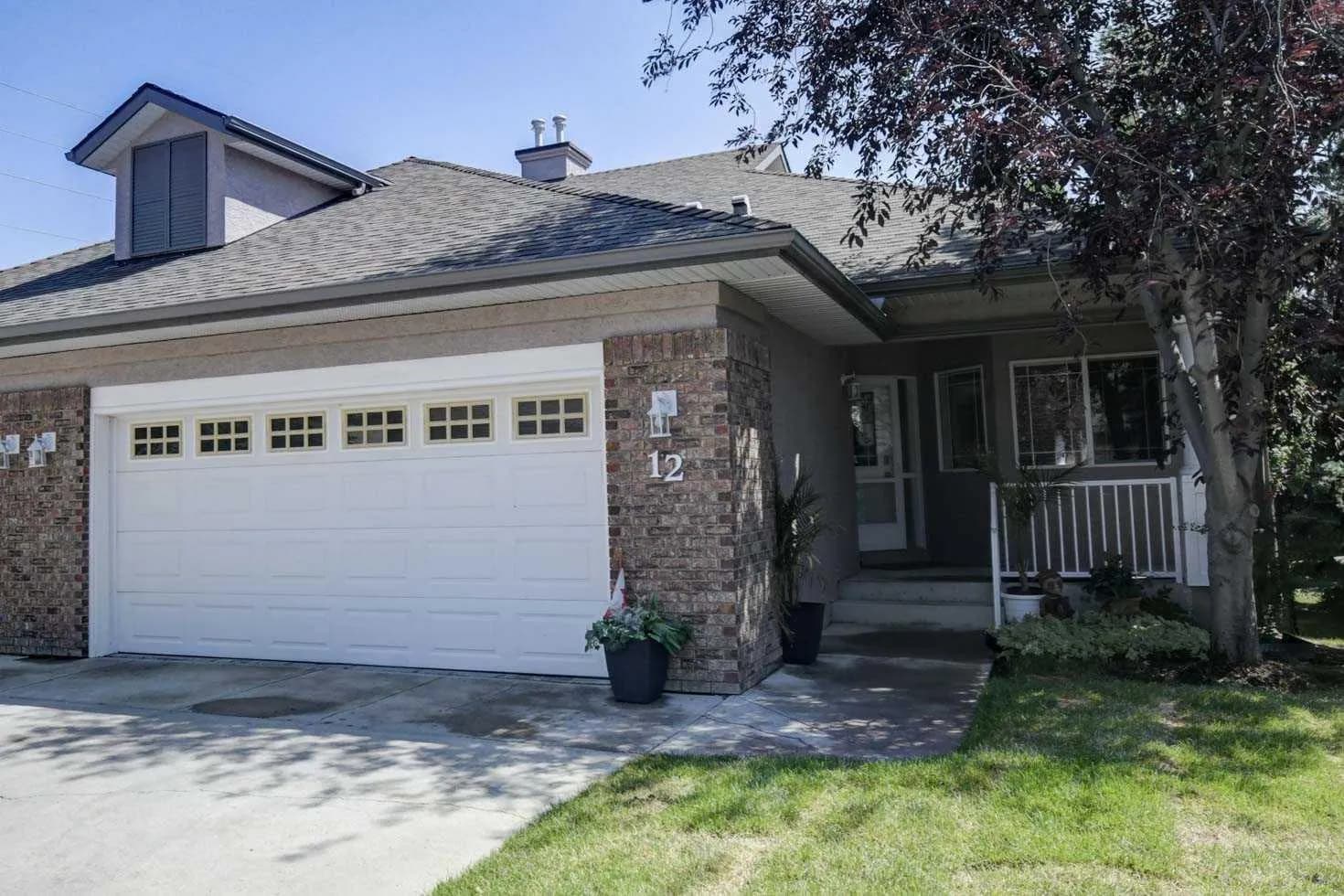 Semi Detached (Half Duplex)
