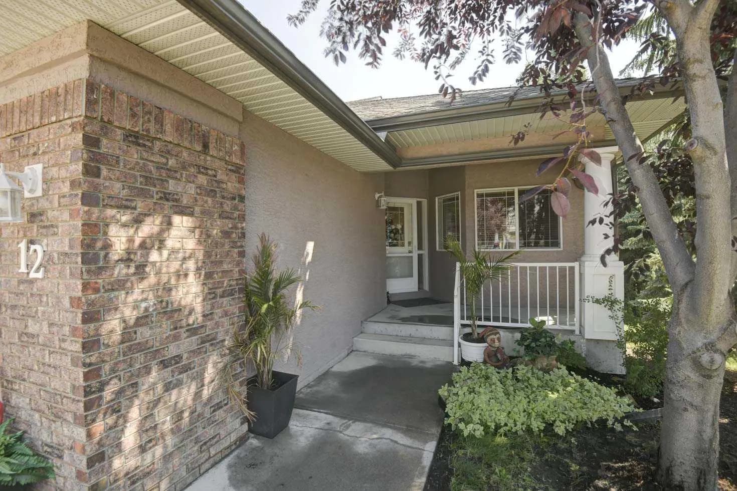 Semi Detached (Half Duplex)
