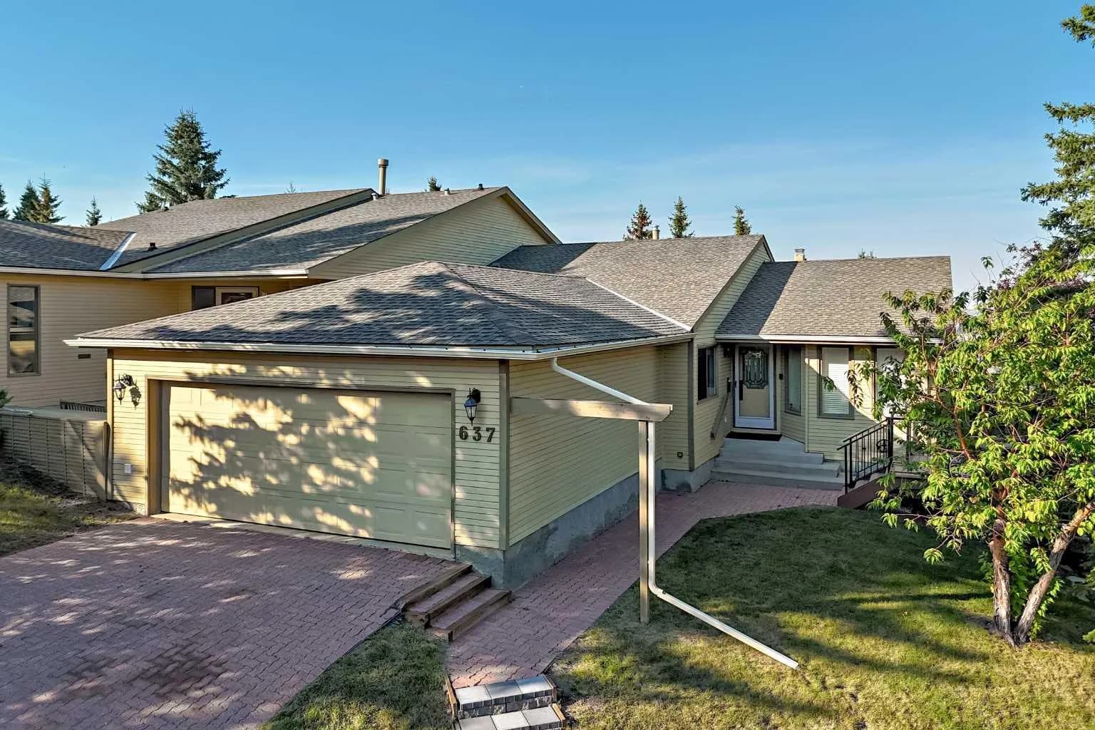 Semi Detached (Half Duplex)