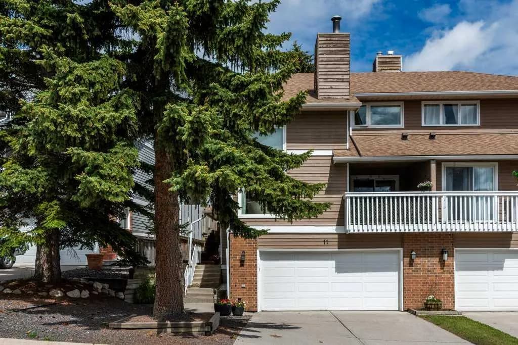 Semi Detached (Half Duplex)